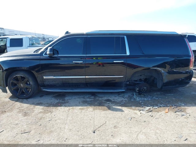 Aukcja sprzedaży 2017 Cadillac Escalade Esv Luxury, vin: 1GYS3HKJ2HR380674, numer aukcji: 44318881