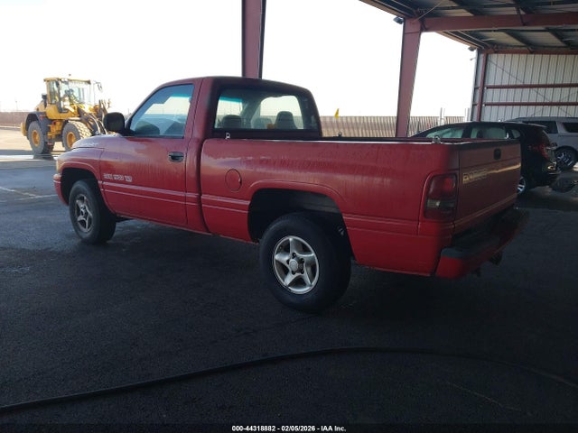 2000 DODGE RAM 1500 1B7HC16Y0YS501595 Photo 2