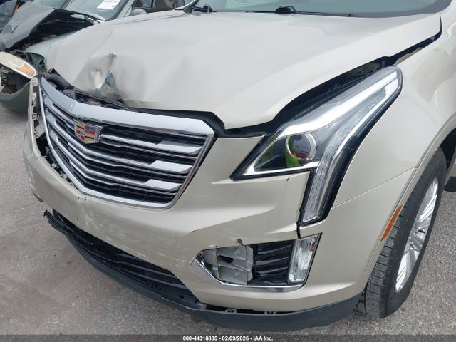 2017 CADILLAC XT5 1GYKNARS3HZ141327 Photo 5