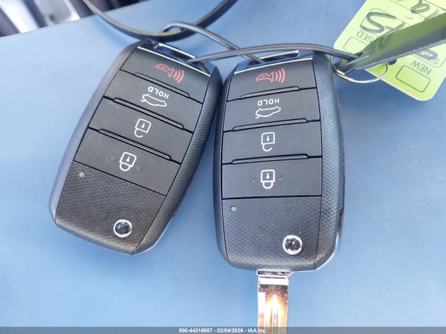 3KPFK4A71JE214429 KIA FORTE LX