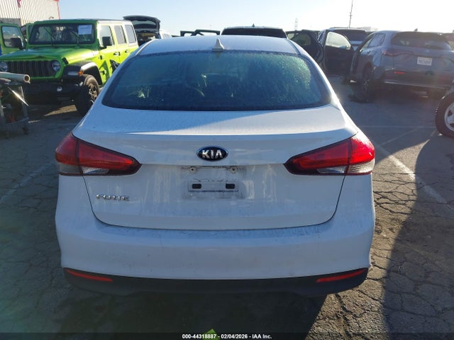 3KPFK4A71JE214429 KIA FORTE LX