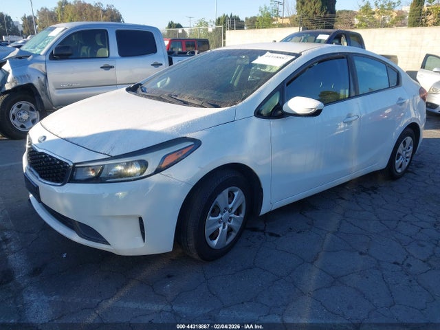 3KPFK4A71JE214429 KIA FORTE LX
