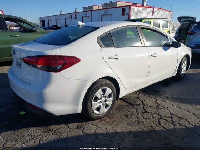 3KPFK4A71JE214429 KIA FORTE LX