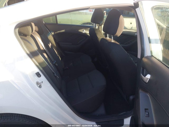 3KPFK4A71JE214429 KIA FORTE LX
