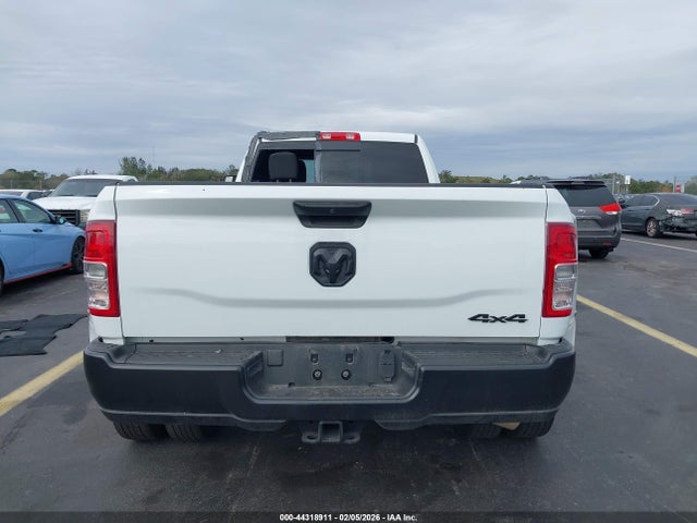 44318911 :رقم المزاد ، 3C63RRGL9RG321333 vin ، 2024 Ram 3500 Tradesman  4x4 8' Box مزاد بيع