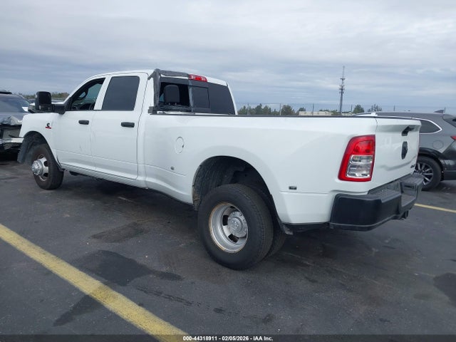 44318911 :رقم المزاد ، 3C63RRGL9RG321333 vin ، 2024 Ram 3500 Tradesman  4x4 8' Box مزاد بيع