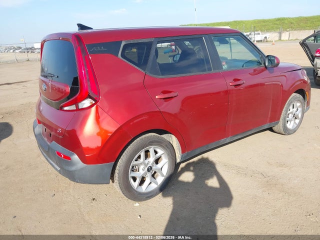 KIA SOUL S 2021 KNDJ23AU2M7772644 Image 4