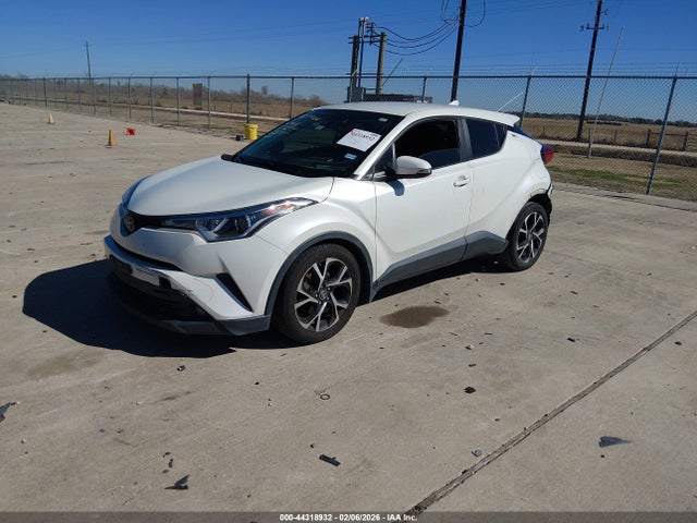 JTNKHMBX5J1003373 Toyota C-hr Xle Premium