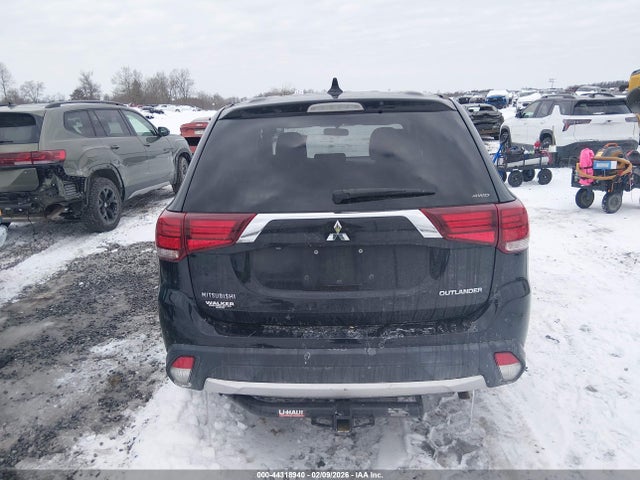 2018 Mitsubishi Outlander Es/le/se/sel მანქანა იყიდება აუქციონზე, vin: JA4AZ3A37JJ006372, აუქციონის ნომერი: 44318940