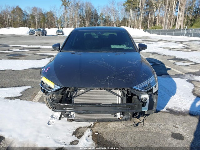 Продажа на аукционе авто 2025 Audi A3 Premium 40 Tfsi Quattro S Tronic, vin: WAUGUDGYXSA078933, номер лота: 44318950