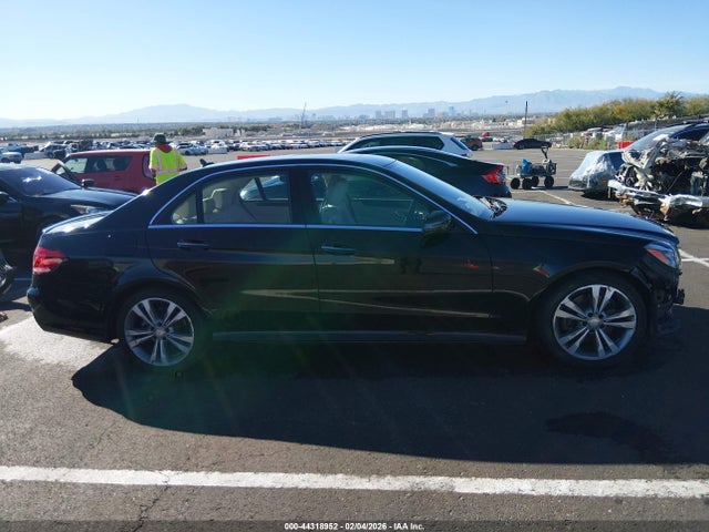Mercedes-Benz E 350 2014 WDDHF5KB1EB011622 Image 14