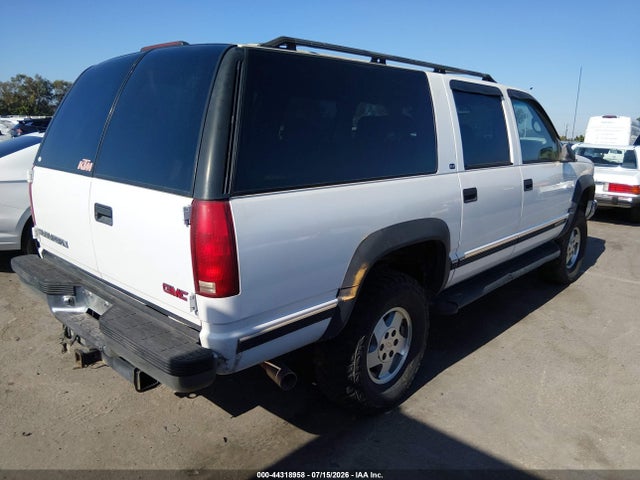 44318958 :رقم المزاد ، 3GKFK16R1XG523425 vin ، 1999 Gmc Suburban 1500 Slt Cmi مزاد بيع