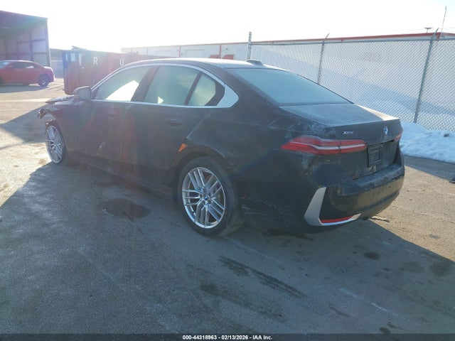 2024 Bmw 530i Xdrive მანქანა იყიდება აუქციონზე, vin: WBA53FJ07RCR18321, აუქციონის ნომერი: 44318963