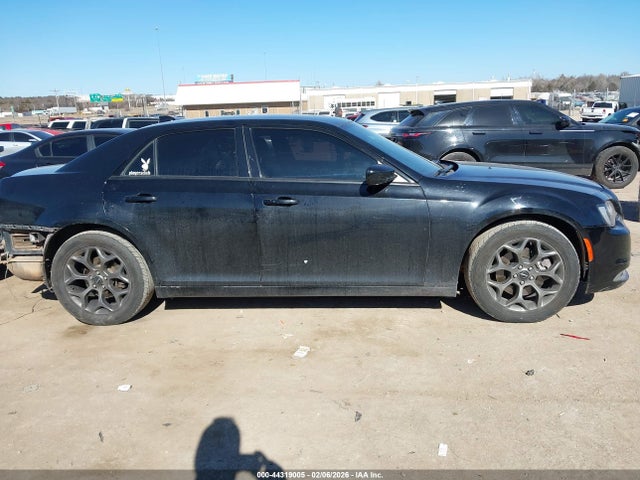 Aukcja sprzedaży 2017 Chrysler 300 300s Awd, vin: 2C3CCAGG8HH568098, numer aukcji: 44319005