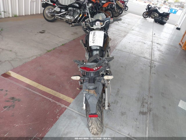 Продажа на аукционе авто 2010 Kawasaki Le650 C, vin: JKALEEC1XAA002621, номер лота: 44319006