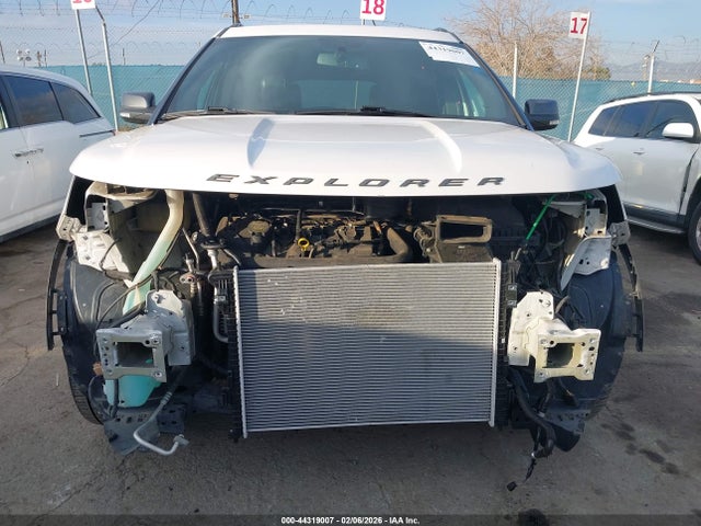 1FM5K7D84JGB32207 Ford EXPLORER XLT