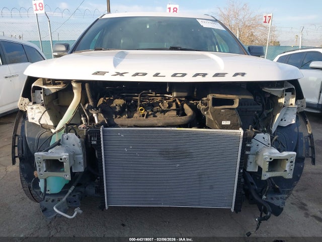 1FM5K7D84JGB32207 Ford EXPLORER XLT