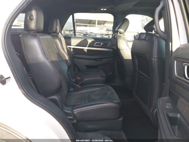 1FM5K7D84JGB32207 Ford EXPLORER XLT