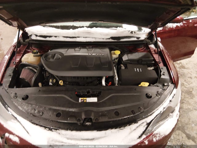 Продаж на аукціоні авто 2016 Chrysler 200 S, vin: 1C3CCCDG0GN186976, номер лоту: 44319026