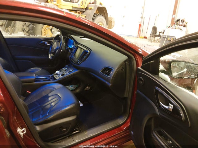 Продаж на аукціоні авто 2016 Chrysler 200 S, vin: 1C3CCCDG0GN186976, номер лоту: 44319026