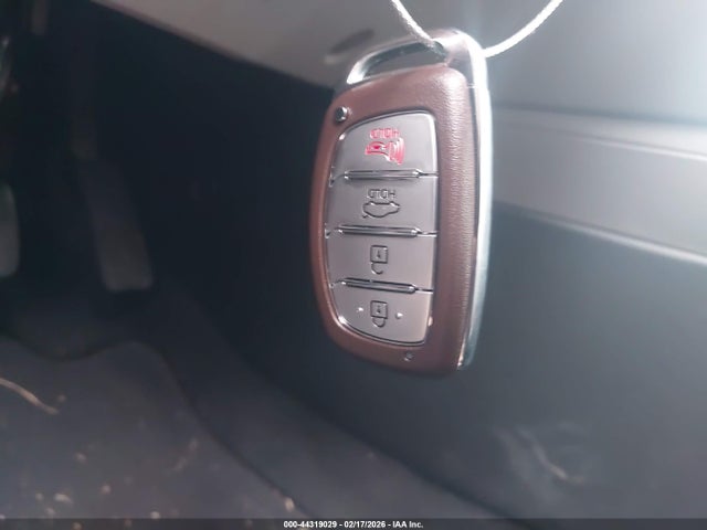5NPD84LF9HH043834 Hyundai ELANTRA SE