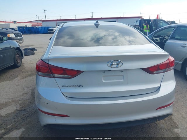 5NPD84LF9HH043834 Hyundai ELANTRA SE