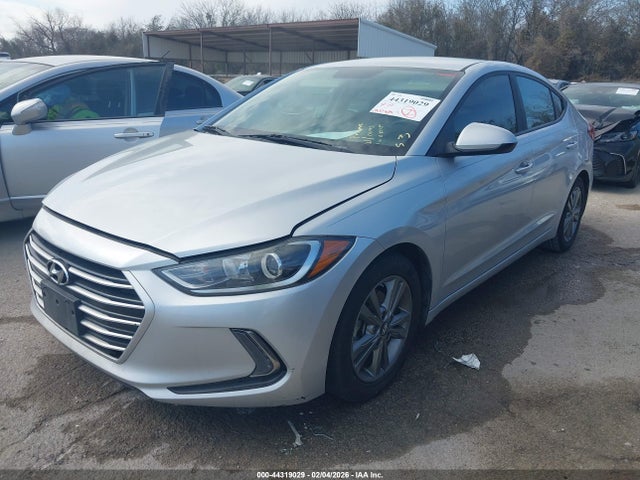 5NPD84LF9HH043834 Hyundai ELANTRA SE