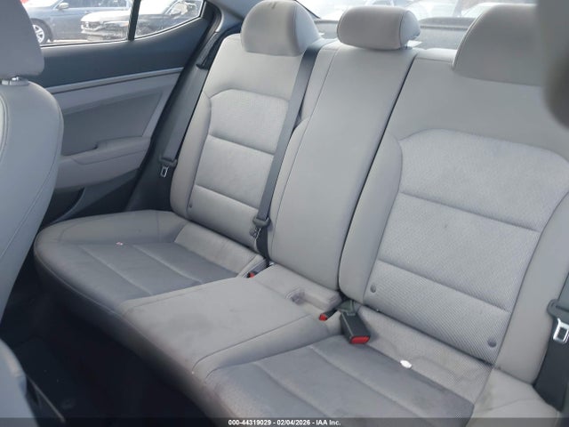 5NPD84LF9HH043834 Hyundai ELANTRA SE