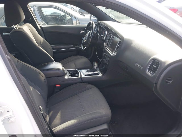2C3CDXHG3GH266182 Dodge Charger Sxt