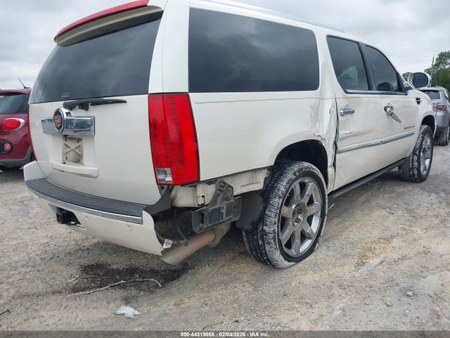 2011 CADILLAC ESCALADE ESV 1GYS3JEF8BR160543 Photo 5
