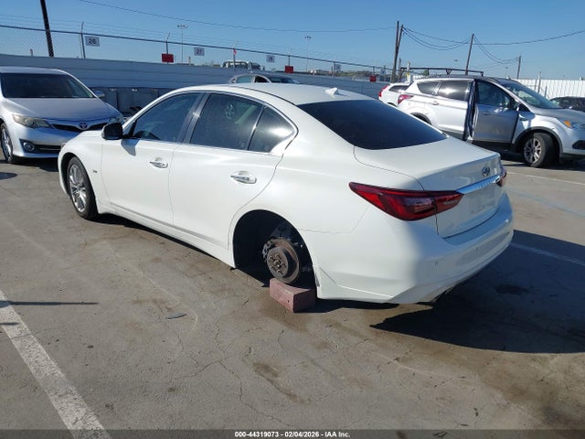 JN1EV7AP8JM351957 Infiniti Q50 3.0t Luxe