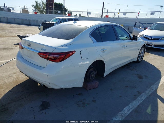 JN1EV7AP8JM351957 Infiniti Q50 3.0t Luxe