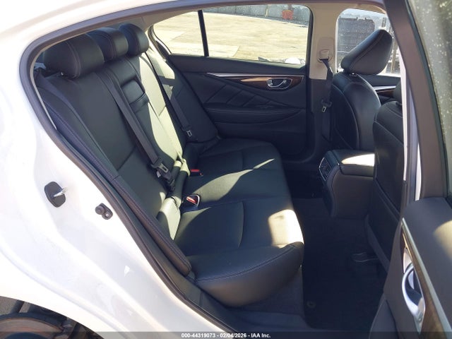 JN1EV7AP8JM351957 Infiniti Q50 3.0t Luxe
