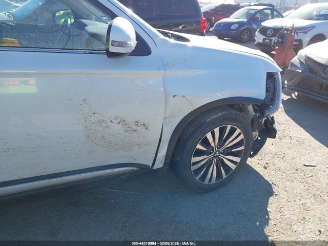 Продаж на аукціоні авто 2020 Mitsubishi Outlander Sel 2.4 S-awc, vin: JA4AZ3A39LZ021072, номер лоту: 44319084