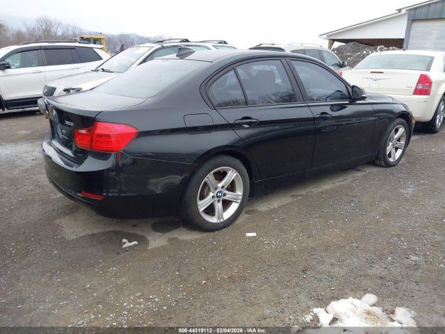 2014 BMW 328I WBA3B5C53EF958563 Photo 3