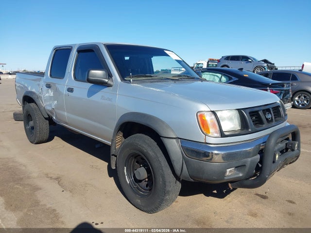 2000 NISSAN FRONTIER 1N6ED27Y8YC371089