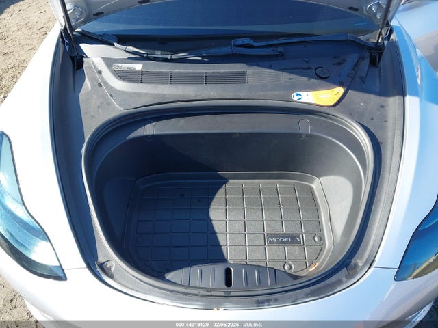 Продаж на аукціоні авто 2018 Tesla Model 3 Long Range/mid Range, vin: 5YJ3E1EA1JF024252, номер лоту: 44319120