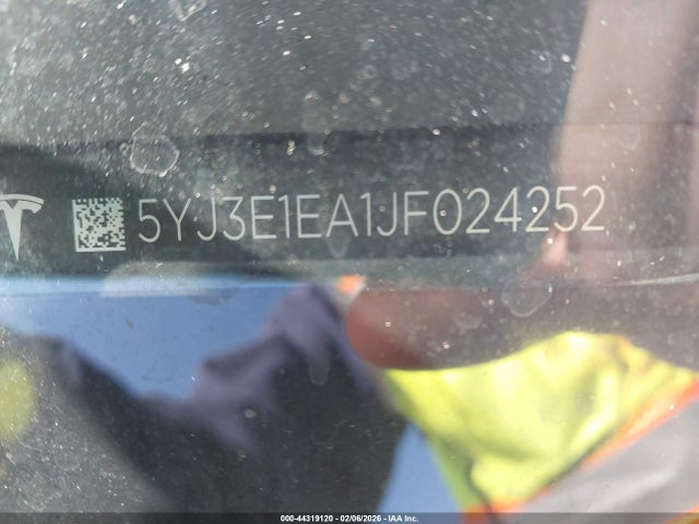 Продаж на аукціоні авто 2018 Tesla Model 3 Long Range/mid Range, vin: 5YJ3E1EA1JF024252, номер лоту: 44319120