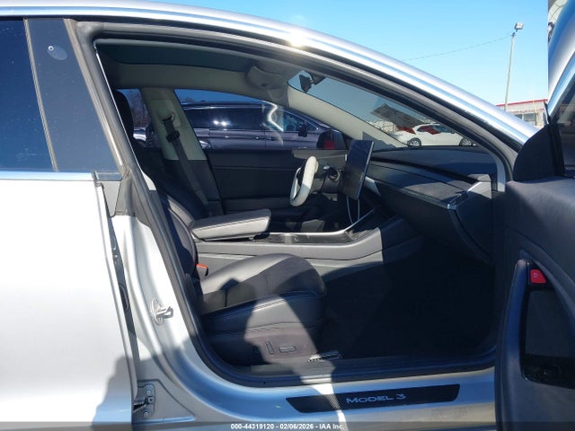 Продаж на аукціоні авто 2018 Tesla Model 3 Long Range/mid Range, vin: 5YJ3E1EA1JF024252, номер лоту: 44319120