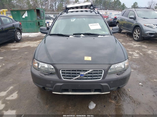 2002 Volvo V70 Xc მანქანა იყიდება აუქციონზე, vin: YV1SZ58D421076878, აუქციონის ნომერი: 44319123
