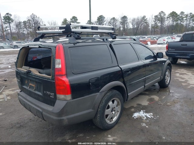 2002 Volvo V70 Xc მანქანა იყიდება აუქციონზე, vin: YV1SZ58D421076878, აუქციონის ნომერი: 44319123