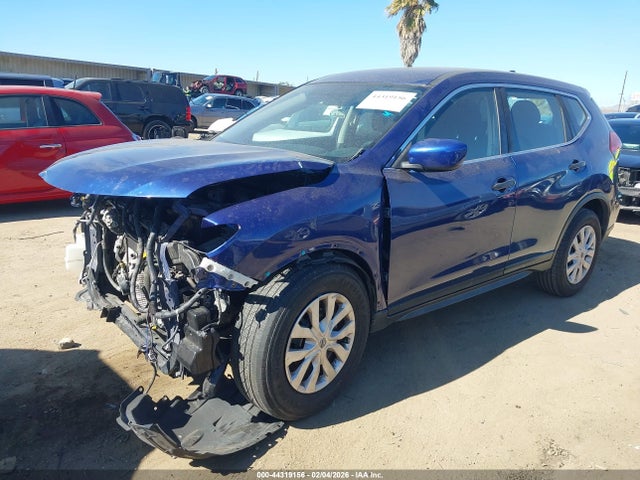 Nissan ROGUE S 2017 KNMAT2MTXHP580579 Image 2