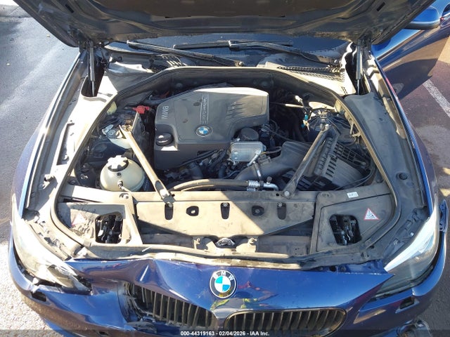 WBA5A5C5XFD524505 BMW 528I