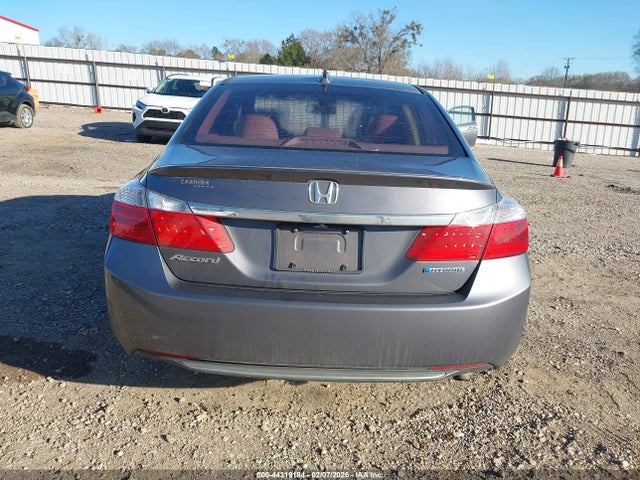 2015 Honda Accord Hybrid Ex-l მანქანა იყიდება აუქციონზე, vin: 1HGCR6F55FA010665, აუქციონის ნომერი: 44319184