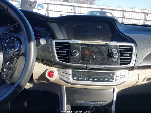 2015 Honda Accord Hybrid Ex-l მანქანა იყიდება აუქციონზე, vin: 1HGCR6F55FA010665, აუქციონის ნომერი: 44319184