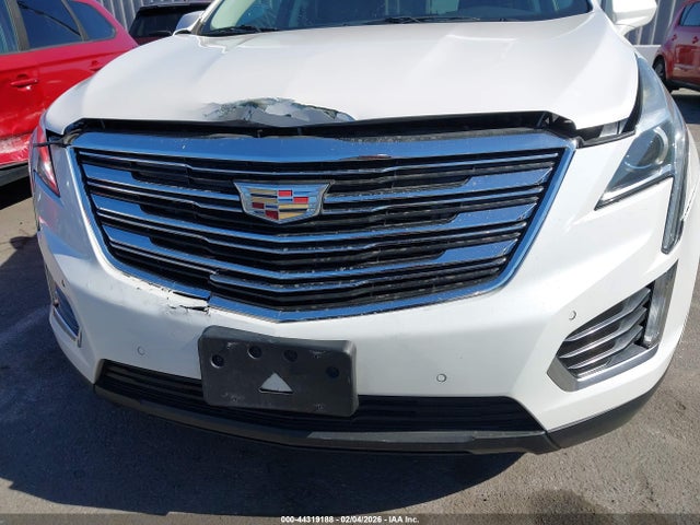 1GYKNBRS6HZ107307 Cadillac XT5 LUXURY