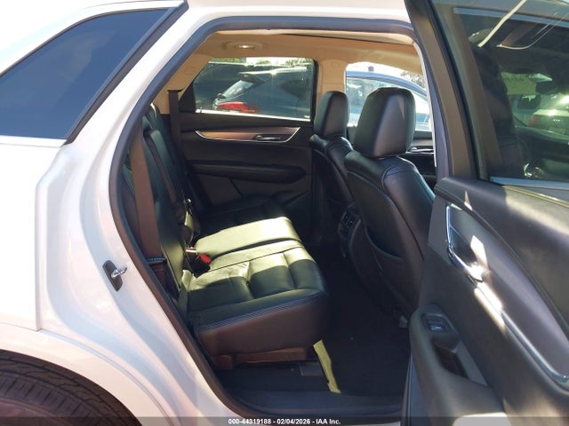 1GYKNBRS6HZ107307 Cadillac XT5 LUXURY