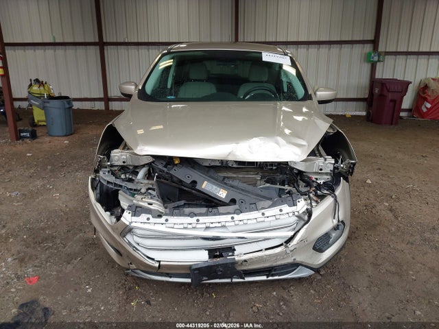1FMCU9G9XHUF11239 Ford ESCAPE SE