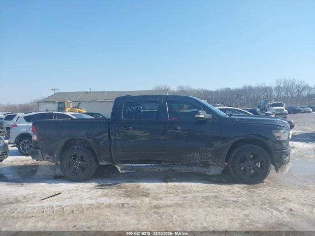 44319215 :رقم المزاد ، 1C6SRFFT3MN558122 vin ، 2021 Ram 1500 Big Horn  4x4 5'7 Box مزاد بيع