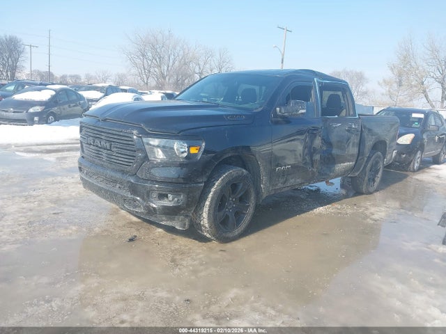 44319215 :رقم المزاد ، 1C6SRFFT3MN558122 vin ، 2021 Ram 1500 Big Horn  4x4 5'7 Box مزاد بيع